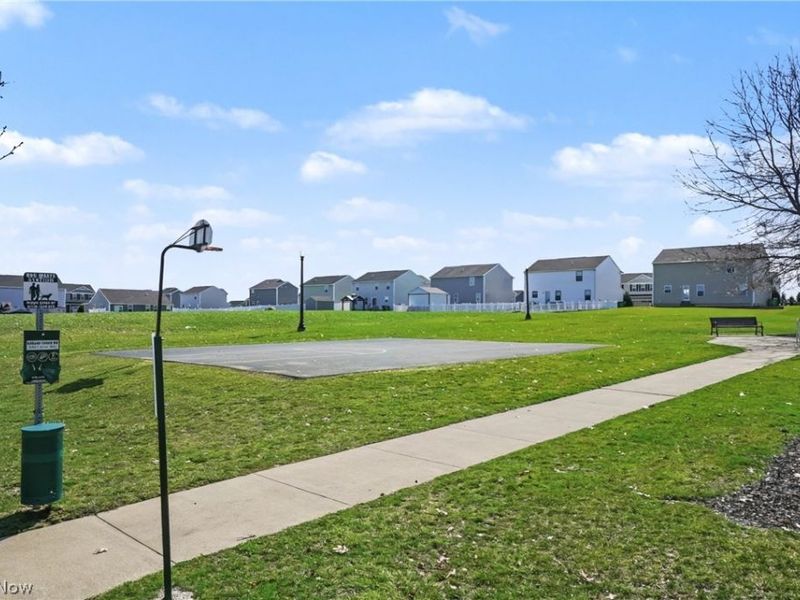 2682 Himelrigh Boulevard, Barberton, OH 44203 Photo 39