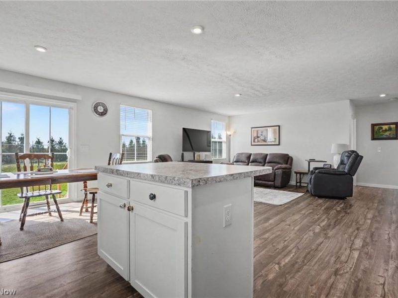 2682 Himelrigh Boulevard, Barberton, OH 44203 Photo 9