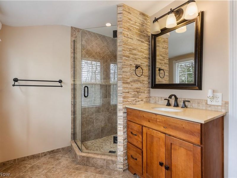 240 Sand Run Road, Akron, OH 44313 Photo 30