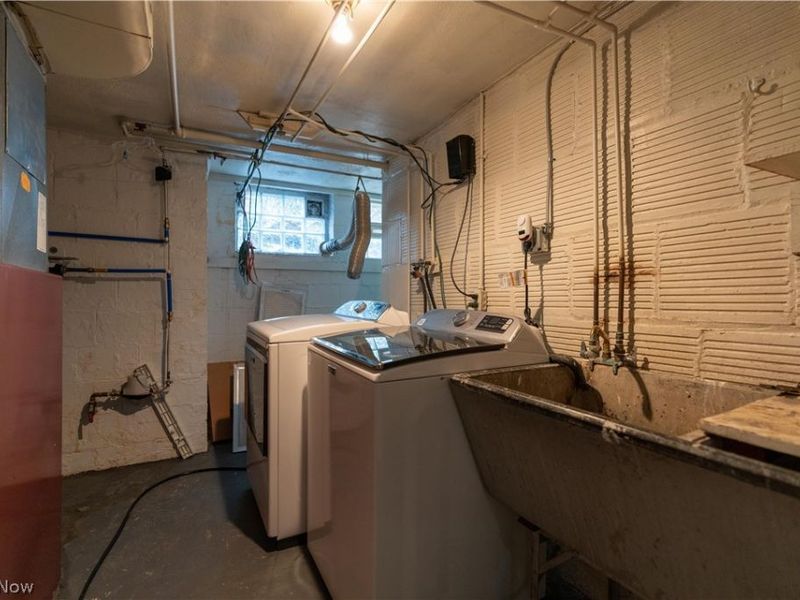 240 Sand Run Road, Akron, OH 44313 Photo 41