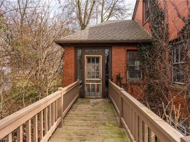 240 Sand Run Road, Akron, OH 44313 Photo 42