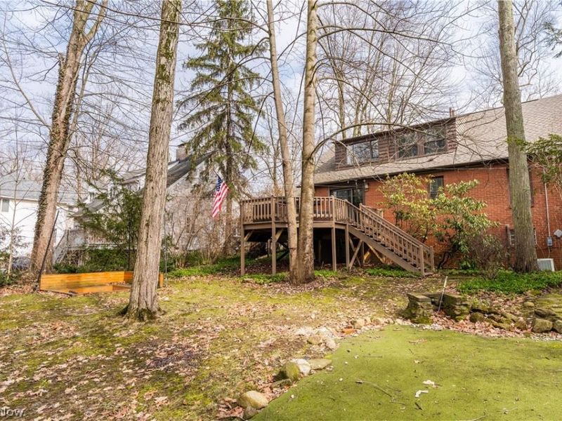 240 Sand Run Road, Akron, OH 44313 Photo 6