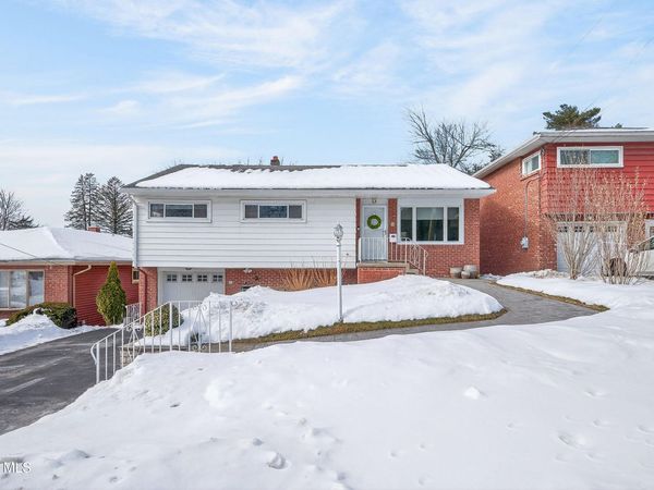 72 Pinehurst Avenue, Albany, NY 12203