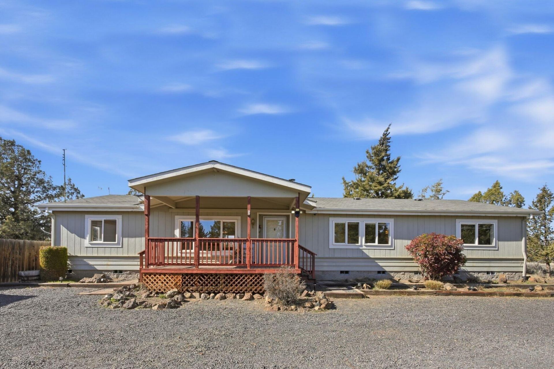 8710 NW Parkey Drive, Terrebonne, OR 97760 Main Photo