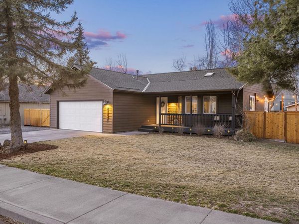 21374 Starling Drive, Bend, OR 97701