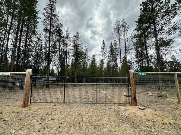 16323 Lava Drive, La Pine, OR 97739