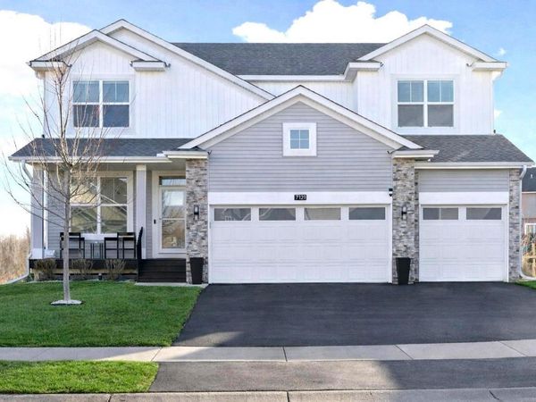 7121 208th Street N, Forest Lake, MN 55025