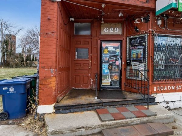 629 Broadway Street , Buffalo, NY 14212