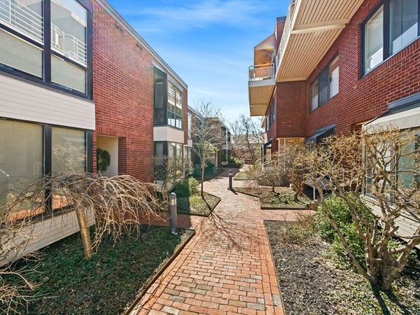 32 Shipway Pl, Unit 32, Boston, MA 02129