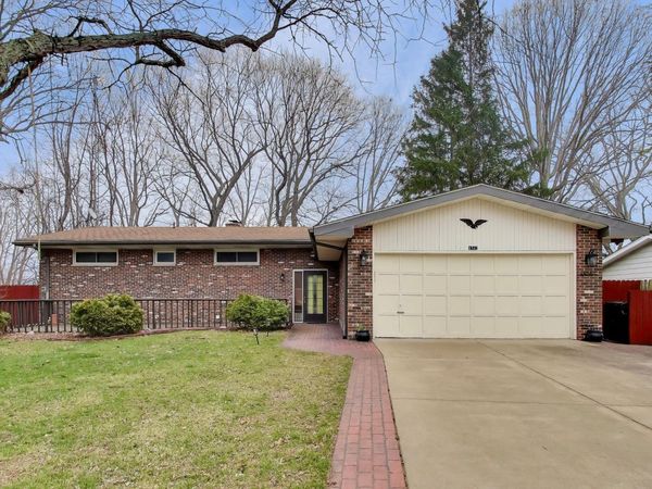 4749 S Cedar Trail, Stevensville, MI 49127