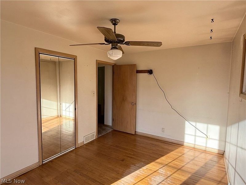 5817 Queens Highway, Parma Heights, OH 44130 Photo 14