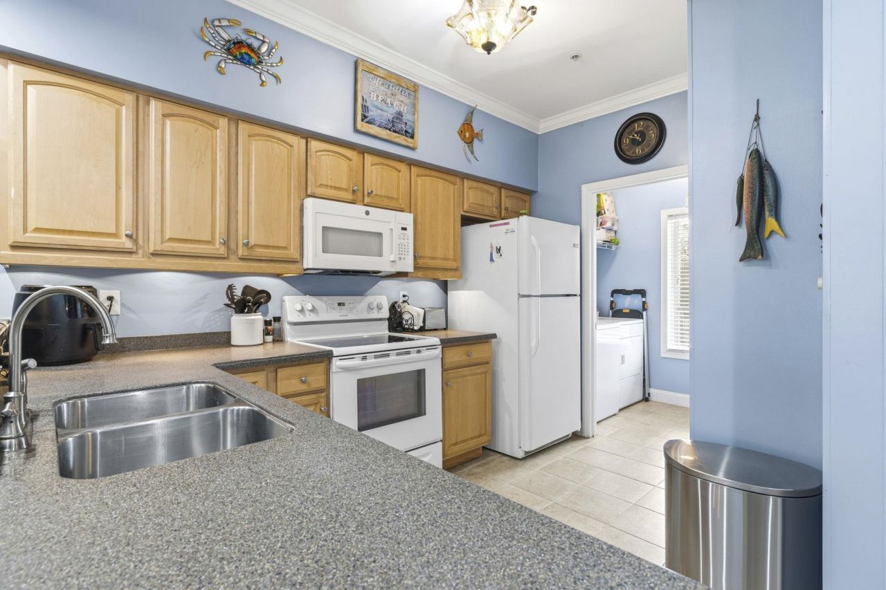 407 24th Ave. N Photo 11