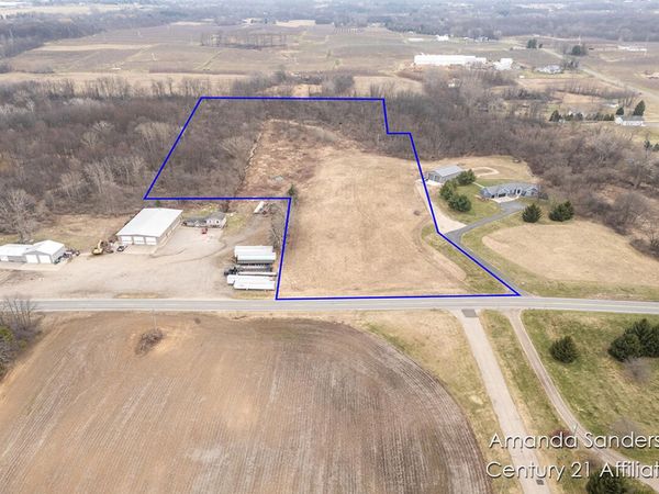 9350 Peach Ridge Avenue NW, Sparta, MI 49345