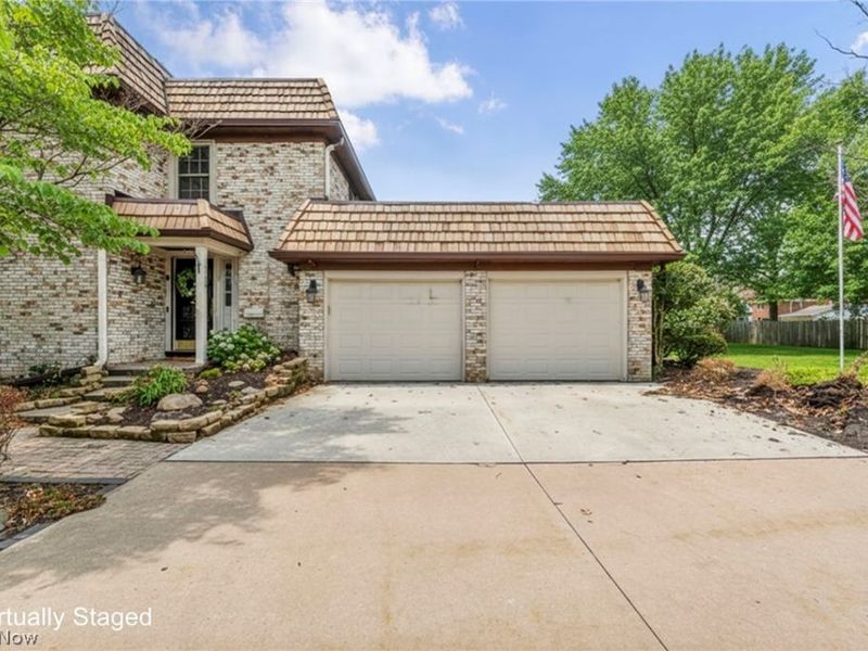 1179 Harwich Court, Unit 202, Rocky River, OH 44116 Photo 1