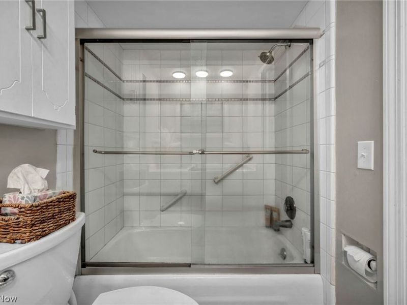 1179 Harwich Court, Unit 202, Rocky River, OH 44116 Photo 28