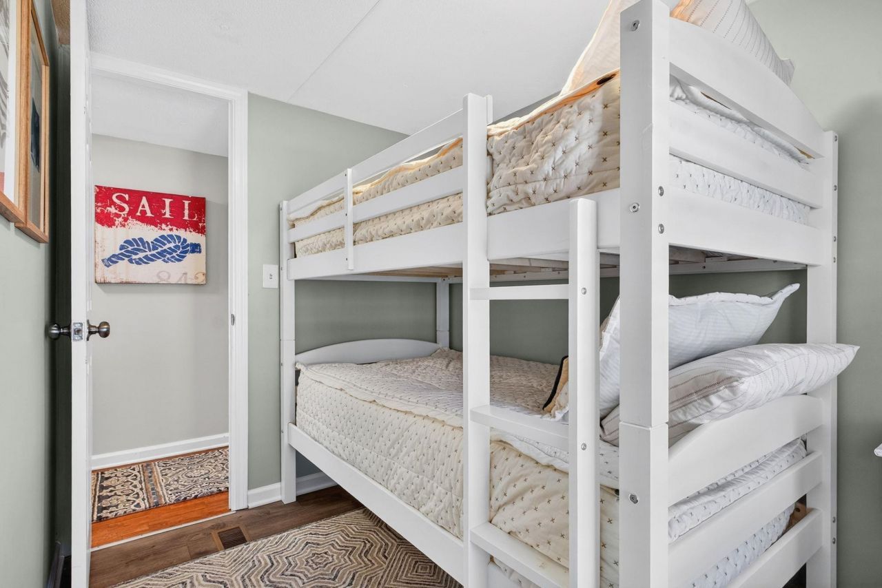 803 Parkway Dr. Photo 21