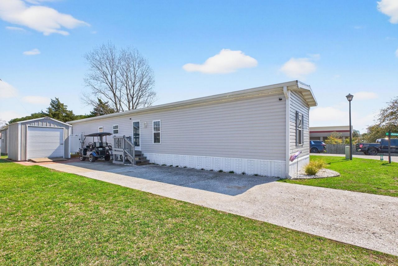 803 Parkway Dr. Photo 34