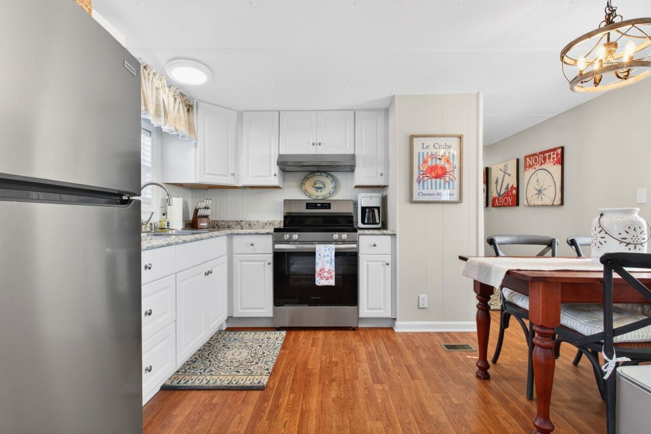 803 Parkway Dr. Photo 9