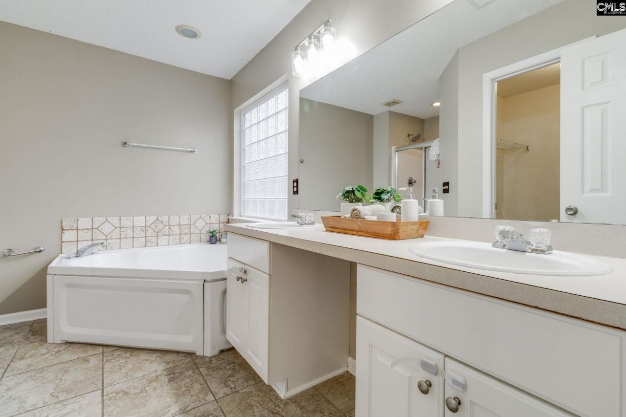 214 Pine Loop Drive  Photo 20