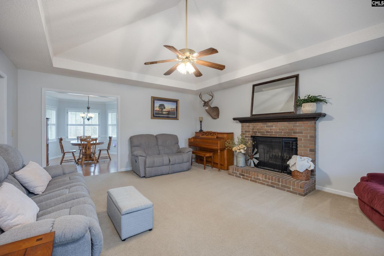 1381 Inverness Forest Drive  Photo 10