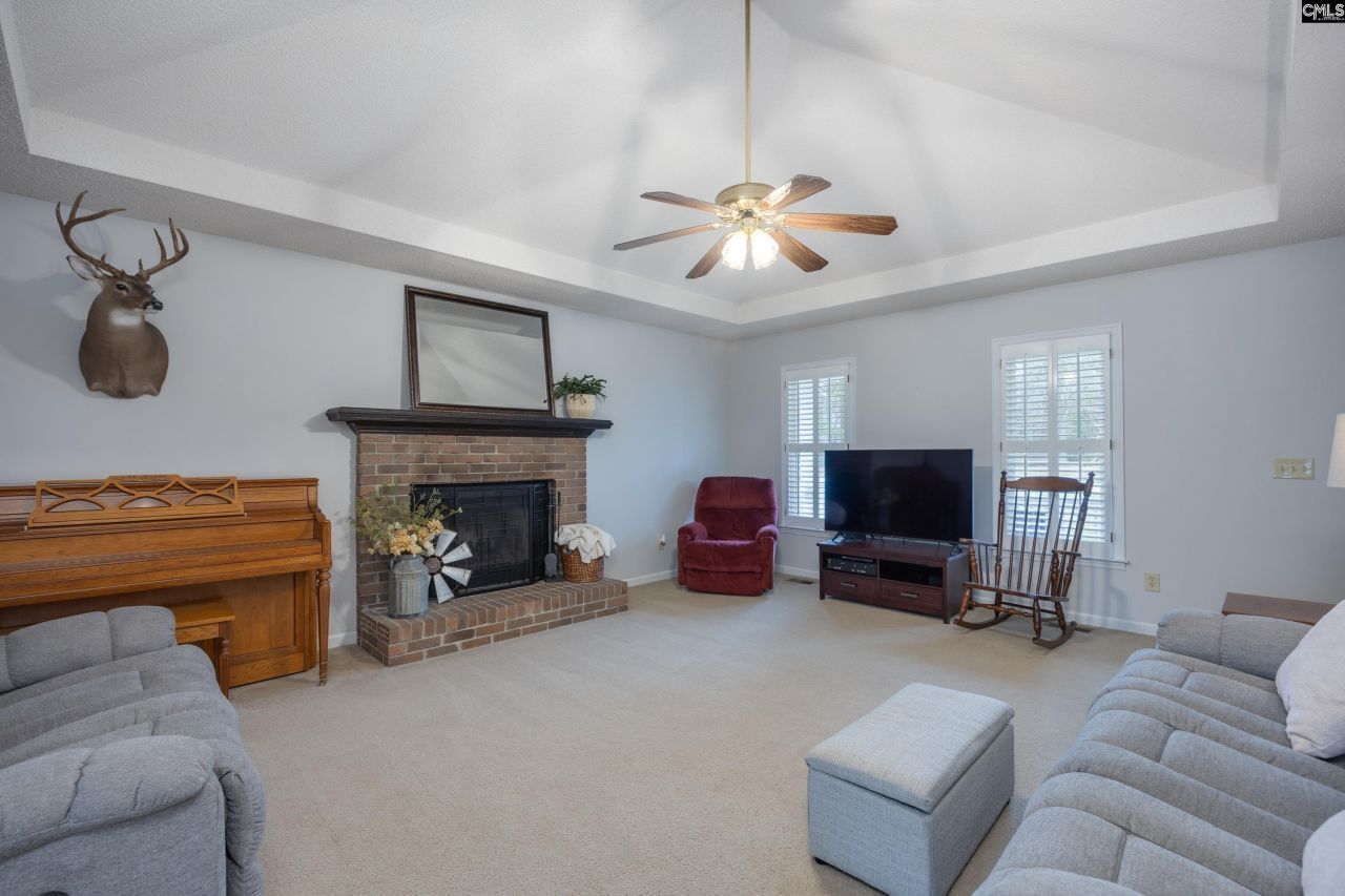 1381 Inverness Forest Drive  Photo 11