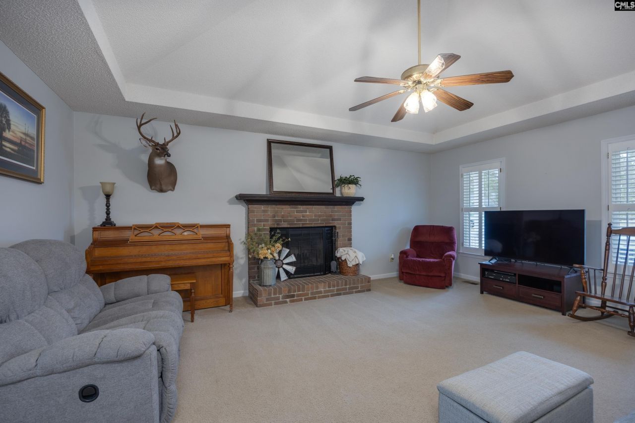 1381 Inverness Forest Drive  Photo 12