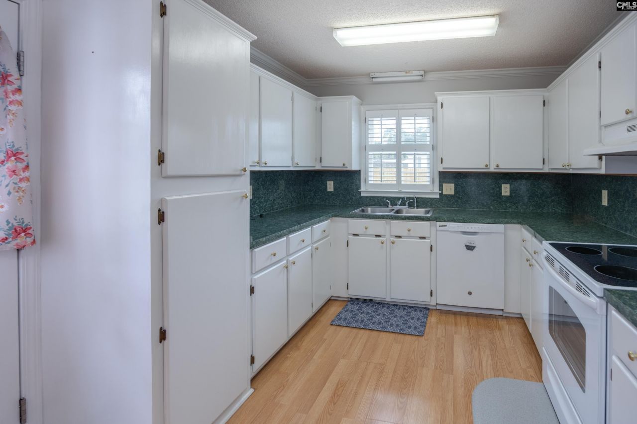 1381 Inverness Forest Drive  Photo 19