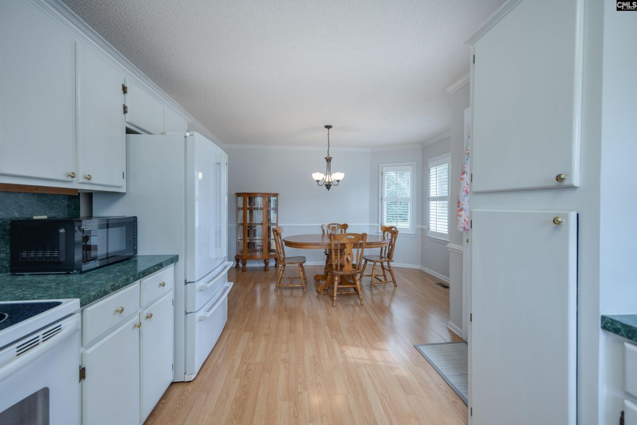 1381 Inverness Forest Drive  Photo 21