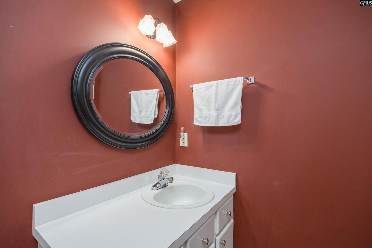 1381 Inverness Forest Drive  Photo 36