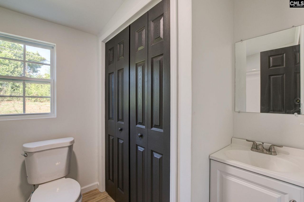 1723 Westminster Drive Photo 15