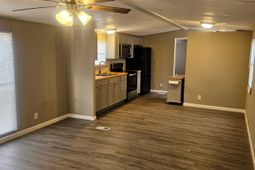 205 Ann Street photo 4