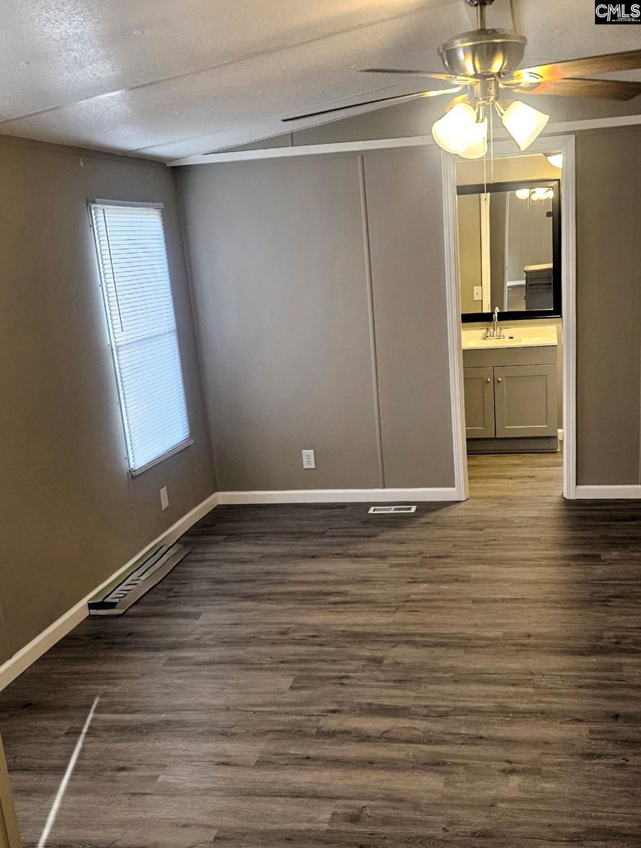 205 Ann Street Photo 6