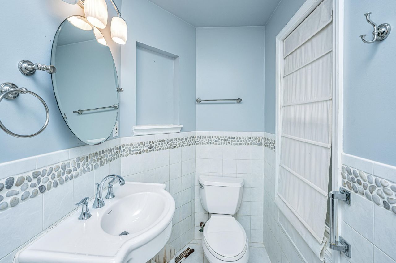 46 Sorento Boulevard Photo 27