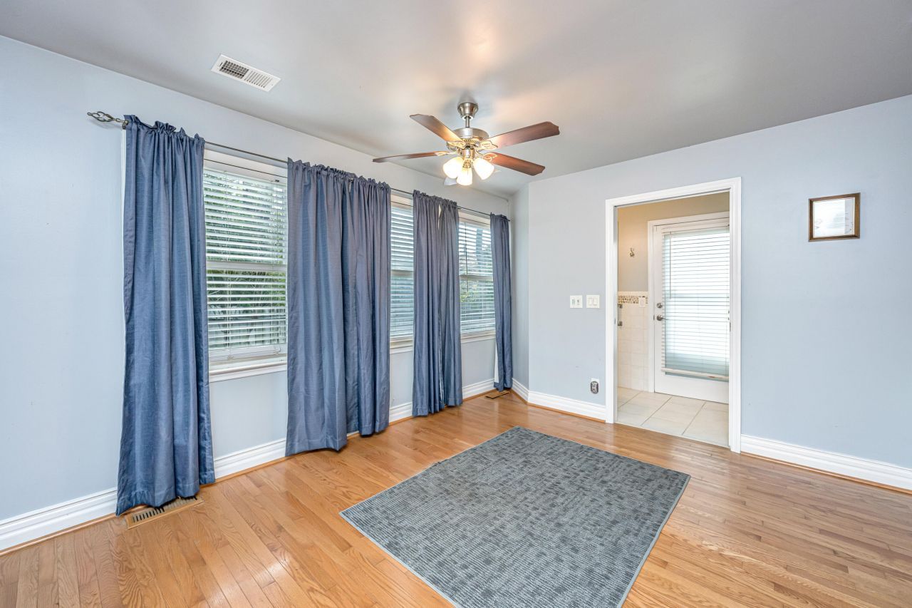 46 Sorento Boulevard Photo 29