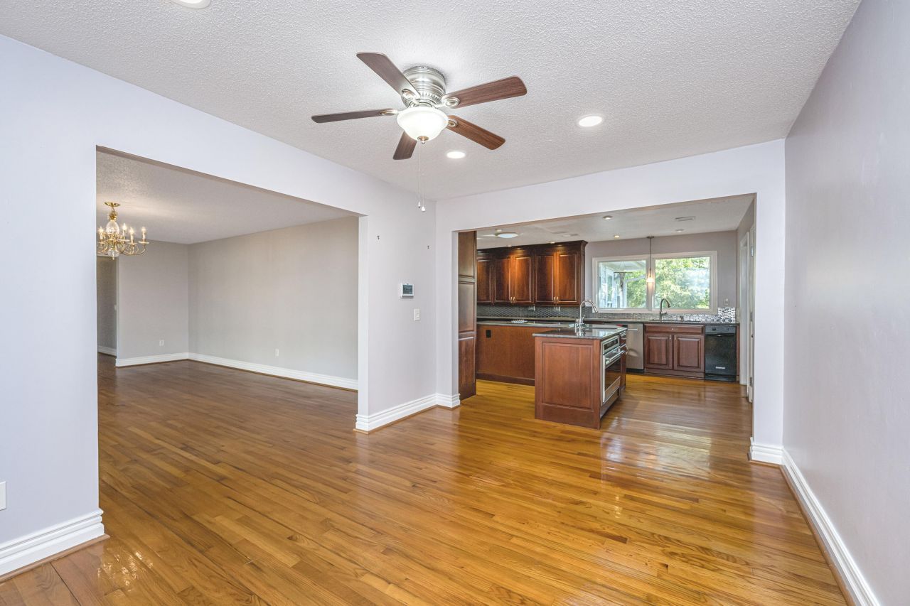 46 Sorento Boulevard Photo 32