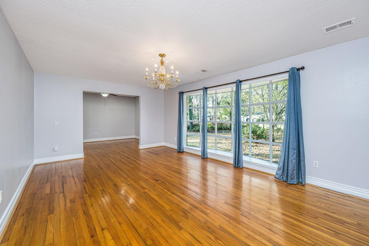 46 Sorento Boulevard Photo 35