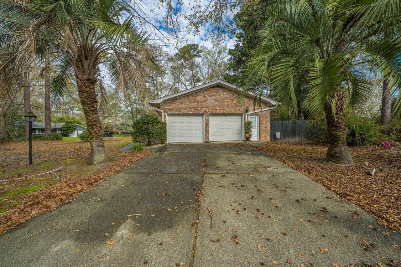 46 Sorento Boulevard Photo 38