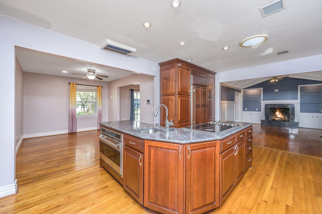 46 Sorento Boulevard Photo 4