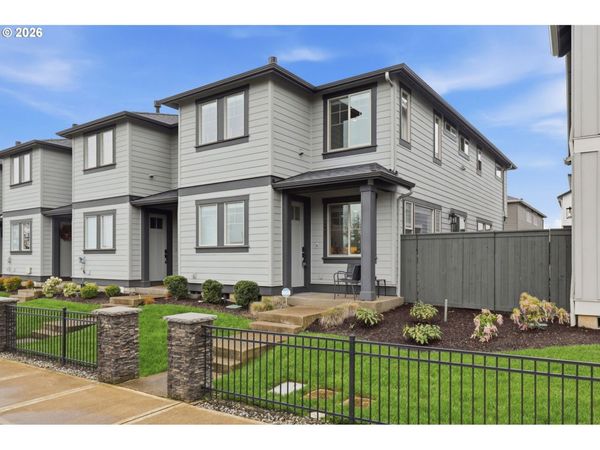 8165 SE VERMONT ST, Hillsboro, OR 97123