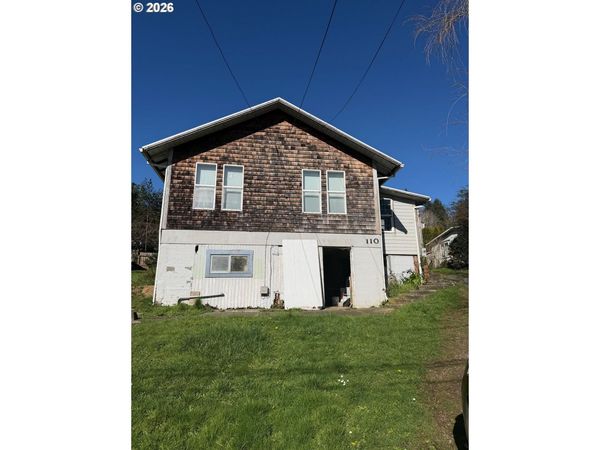 110 DRIFTWOOD AVE, Garibaldi, OR 97118