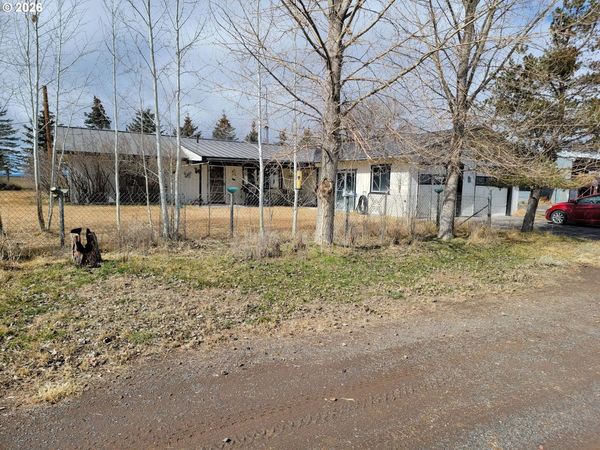 91497 CHRISTMAS VALLEY HWY, Christmas Valley, OR 97641