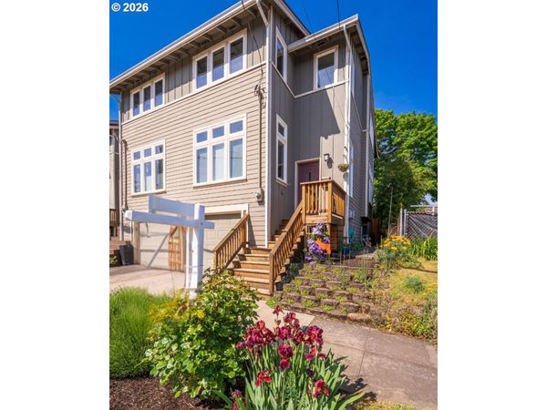 5527 NE 13TH AVE, Portland, OR 97211