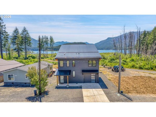 360 W SANTIAM AVE, Detroit, OR 97342