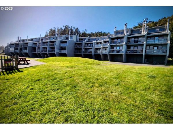 94304 WEDDERBURN LOOP, Unit 437, Gold Beach, OR 97444