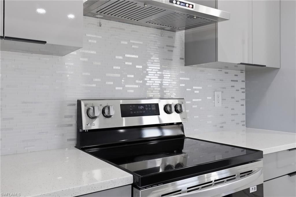 1108 NE 19th Ter , Cape Coral, FL 33909 Photo