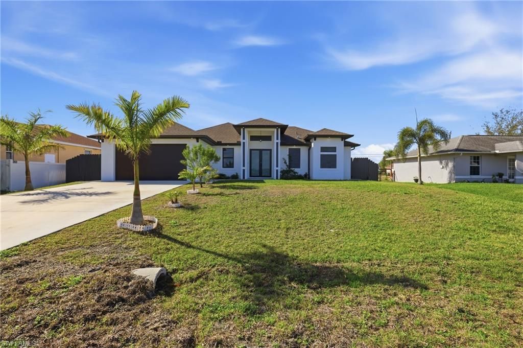 1108 NE 19th Ter , Cape Coral, FL 33909 Photo