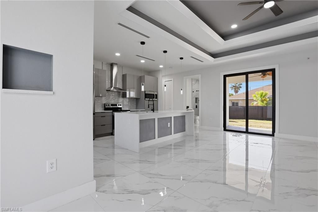 1108 NE 19th Ter , Cape Coral, FL 33909 Photo