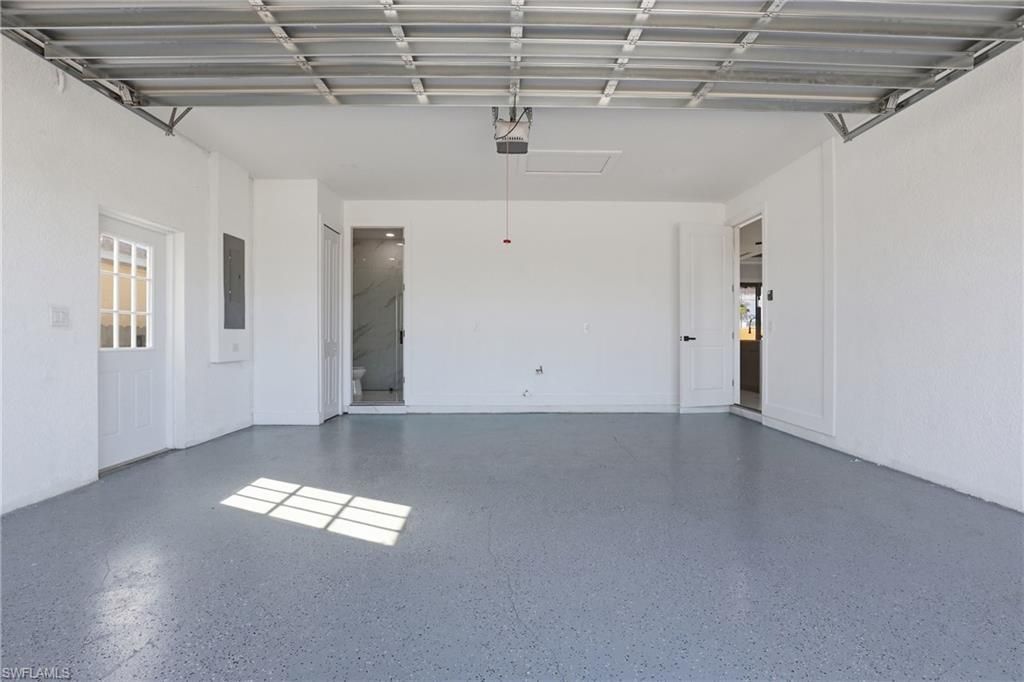 1108 NE 19th Ter , Cape Coral, FL 33909 Photo