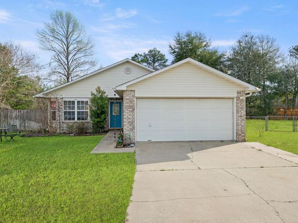 1273 Jefferyscot Drive, Crestview, FL 32536