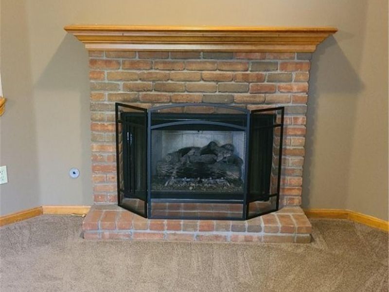 18040 Woodside N, Strongsville, OH 44149 Photo 14